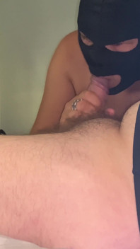 Fellation Dure Et Éjaculation Sur La Bouche
