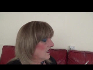 Mature Tina TV: Smoking
