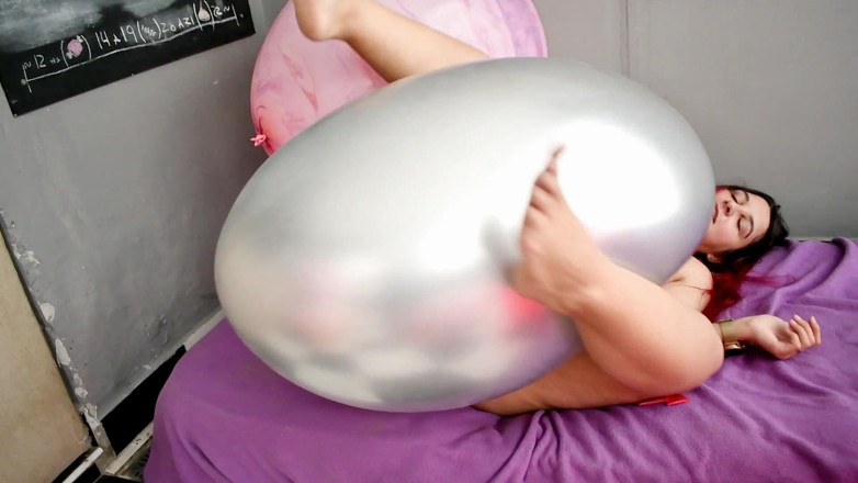melu_world: Assis énorme pour éclater sur 10 gros ballons - lapin Looner