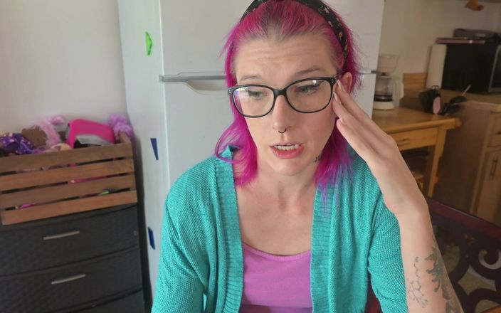 Miss Ellie Roleplay: Mẹ kế thấy tự ti