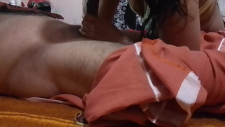 LEGSCOUPLE12: Indian Village Girl Is Fucked by Her Husband on Top
