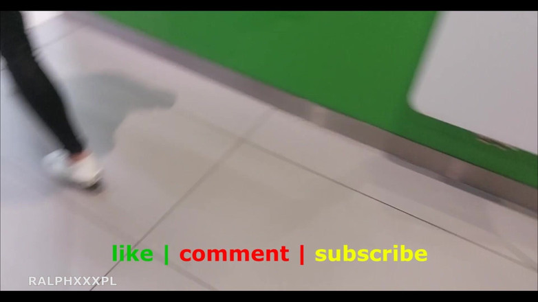 RalphXXXpl: Aldatan evli kadın halka açık bir dinlenme odasında rastgele adama...