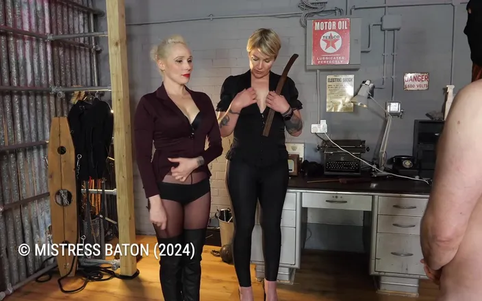 MistressBaton: Double Domme Hand Tawsing