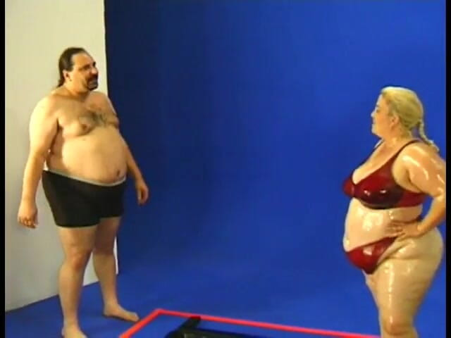Give me BBW: 그녀의 섹스와 섹스하는 기름진 털이 무성한 비