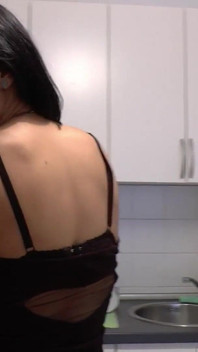 The Blowjob Slut in the Kitchen