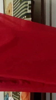 Recém-casada cunhada trocando de roupa na buceta dela.