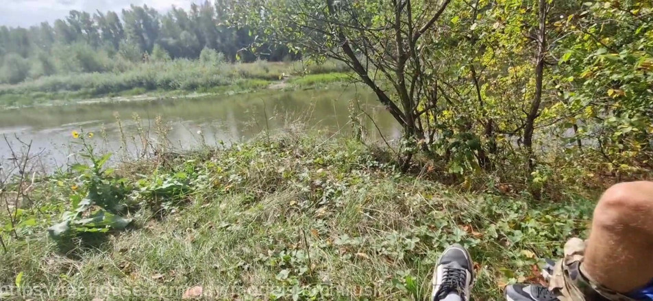 ArchiRusik: Náhodný muž nalil spoustu spermatu! armádní chlap vyhoněný a vylije...