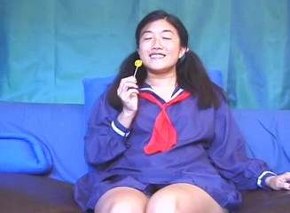 IntAsian: Hot asian teen does her first casting