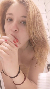 シャワーでオナニーパート2