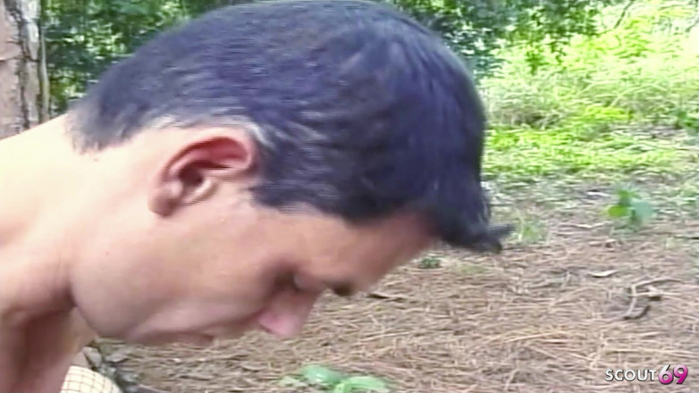 Shemale TS Collection: Pantat bahenol waria ini dientot habis-habisan sama kontol besar pria...