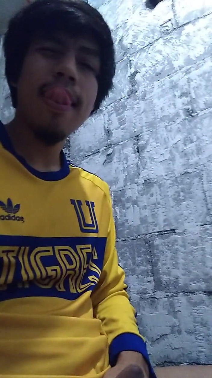 AlexAlejandro13: Приходьте мастурбувати мене, як я