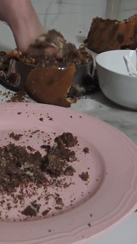 Extrema humilhação- refeição em primeiro plano! Apenas para o Real Gourmets!