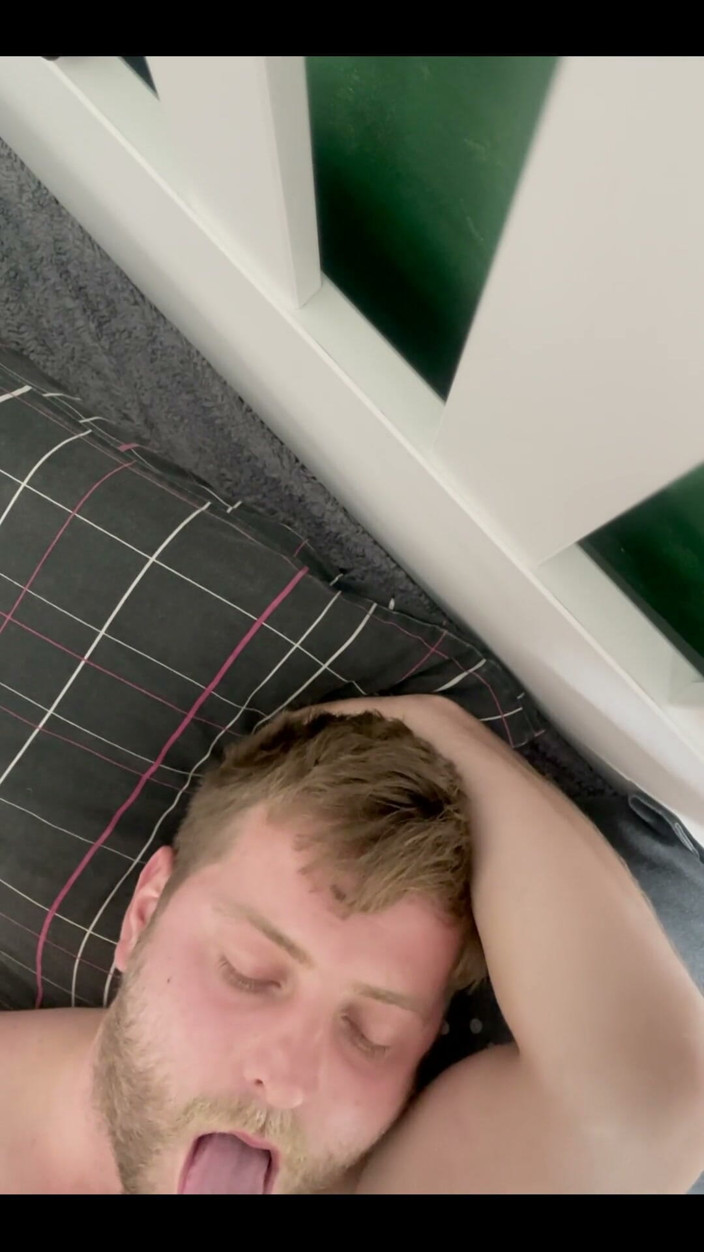 GlennandSonny: Morning Suck and Facial