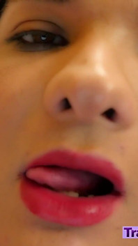 Britney Markham tries to cum into her mouth