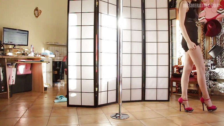 Lady Mesmeratrix Official: Pokazywanie moich nóg