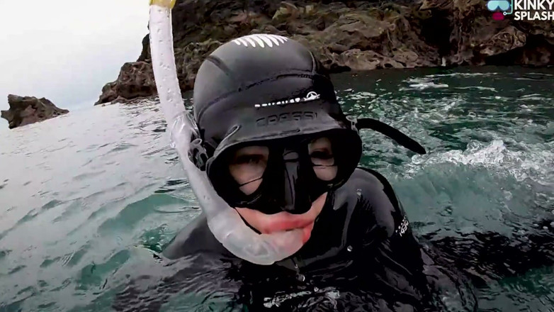 UKCuteGirl Lucy Lauren: Secret Underwater 8mm Wetsuit Play - Snorkeller Gets Away with It