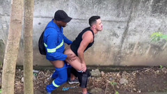 TheBlacKHunterr: Bay sau bức tường