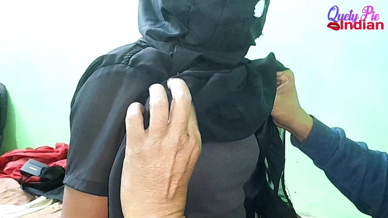 Sir: 18 Year Old Desi Indian Student First Time Show Boobs...