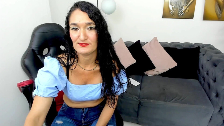 Anny Scorcia: – Büyük bir sikişmeye hazırım.