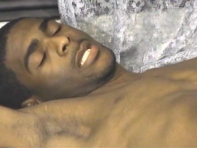 Gays Case: Black guy drills his massive dick into guy's ass