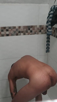 Come and Shower with Me, I Want Company, Do You Dare? I Want It Now
