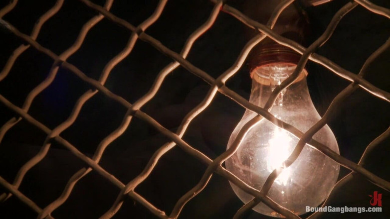 Bound Gang Bangs by Kink: मेक्सिको की पहली सामूहिक चुदाई और दोहरे प्रवेश में फंसी गरीब छोटी अमेरिकी लड़की !!!!!