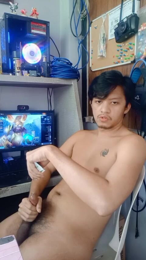 Rent A Gay Productions: Sexy pinoy chlapec ochutnává sám sebe