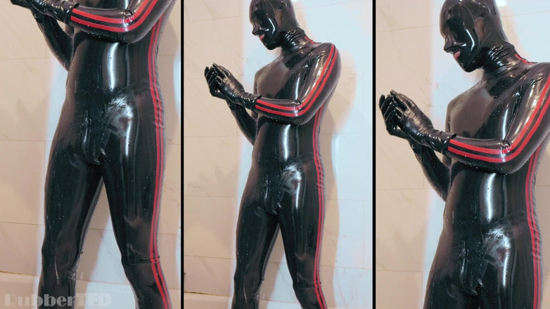 RubberTFD: Rubber Shower Series 4