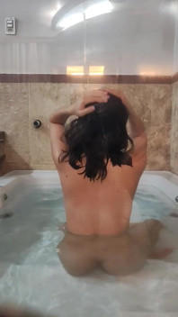 Viens prendre un bain avec moi
