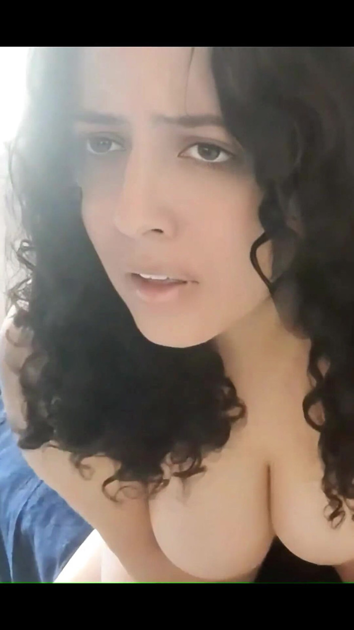 Eddie Queens: Nemůže přestat skákat na mém péru