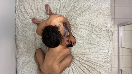 Leandro e Asafe: Отдаю горячо другу моего бойфренда