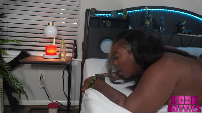 Hood Hunnies: Big Butt Legend Ambitious Booty Bends That Ass for BBC