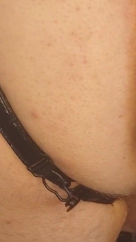 Azotar polla y temblando el culo