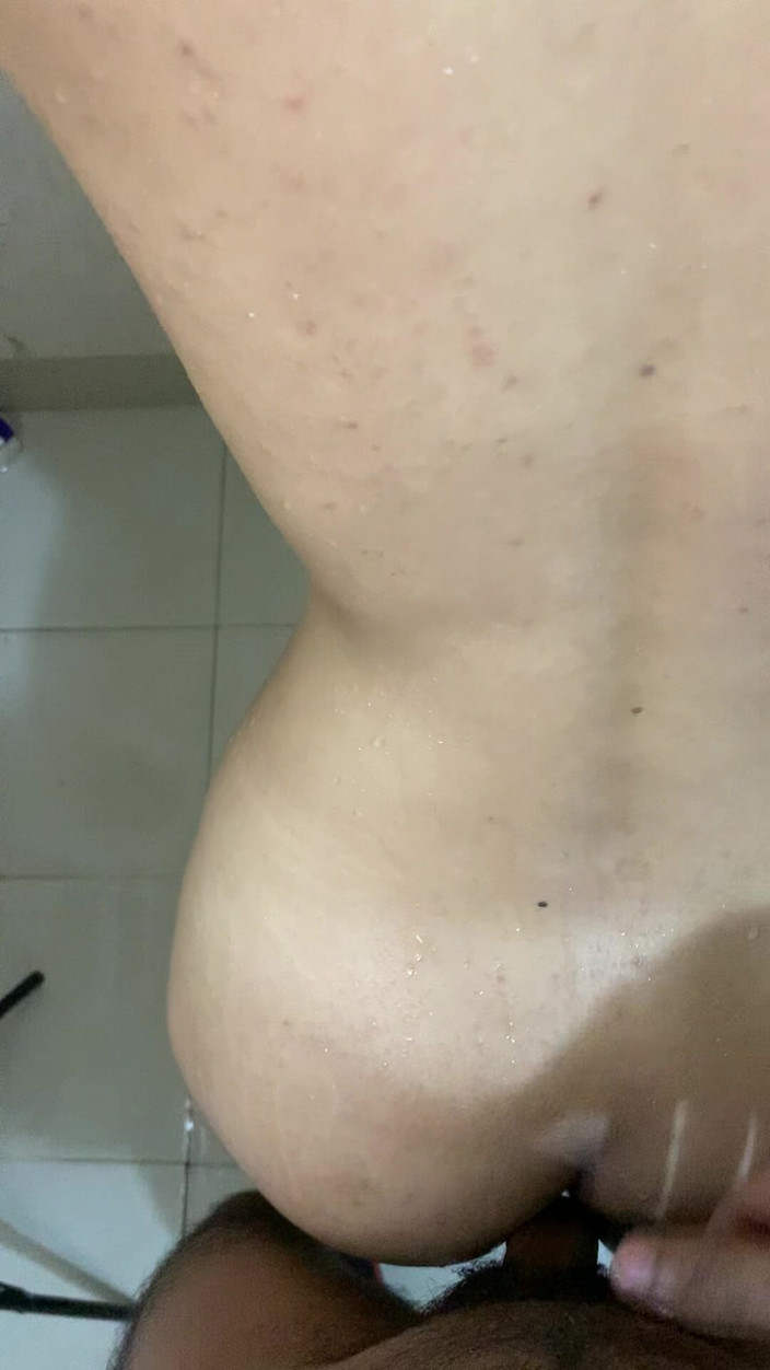 Wicked Aryan: उसने धीरे से कपड़े उतारे और कैमरे में देखा जैसे वह जानती थी कि आप क्या चाहते हैं