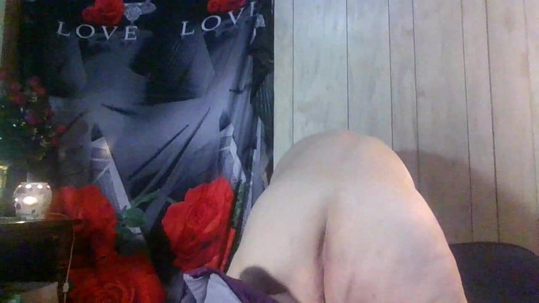 HerculesnVENUS: Di punggung lalu di atas dia memantul di kontolmu dan...