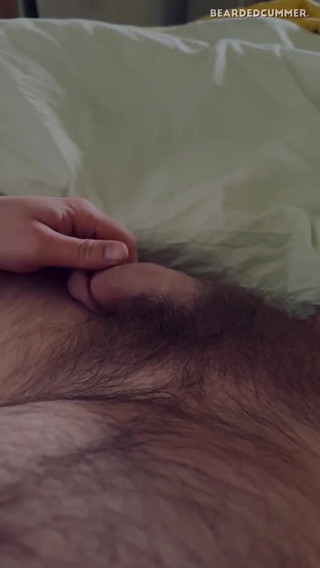 Beardedcummer: Potěšení měkkého ptáka
