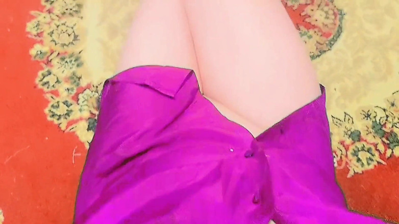 Kitty_Cross: Ladyboy mit großem oberschenkel, süßer dicker hintern, dicker arsch, sexy...