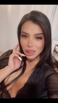 Who Is Horny Here Like Me?