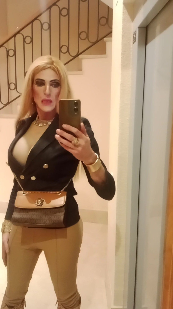 Tatiana Zorrita: 3 छोड़ना