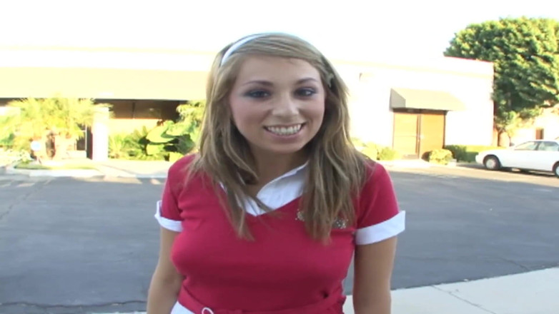 Crispy Teens: Sexy teen is getting fucked and facialized in ice cream...