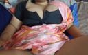 Black &amp; white desicat: Bengaalse huisvrouw met grote tieten Visaakaa in Saree ruw geneukt