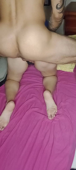 Casalbembolado: Amatör latin sert sikişiyor