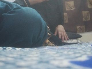 Urvashipatil123: Penyihir menyamar sebagai savitri kroshi