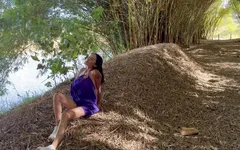 Aku tiba-tiba masturbasi di gunung dan turis