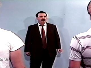 Bad Boys bedroom stories: Sculacciami il culo!