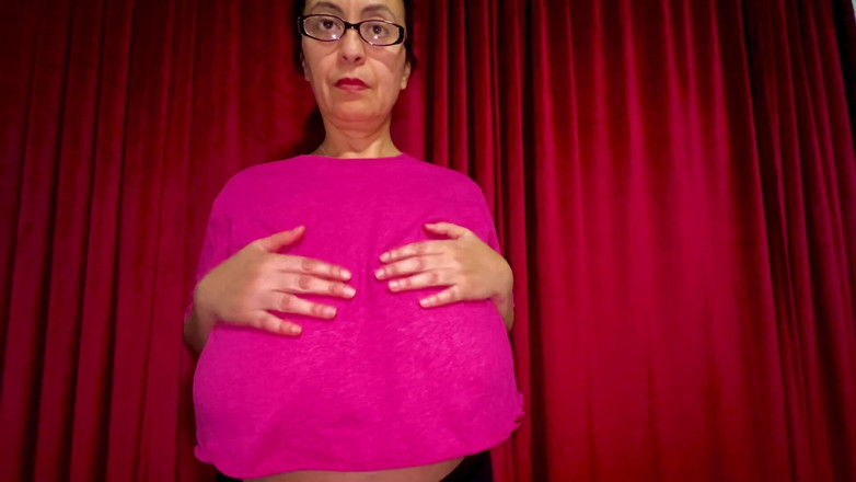 VeeVee Vixen: Шлюшка в короткой юбке