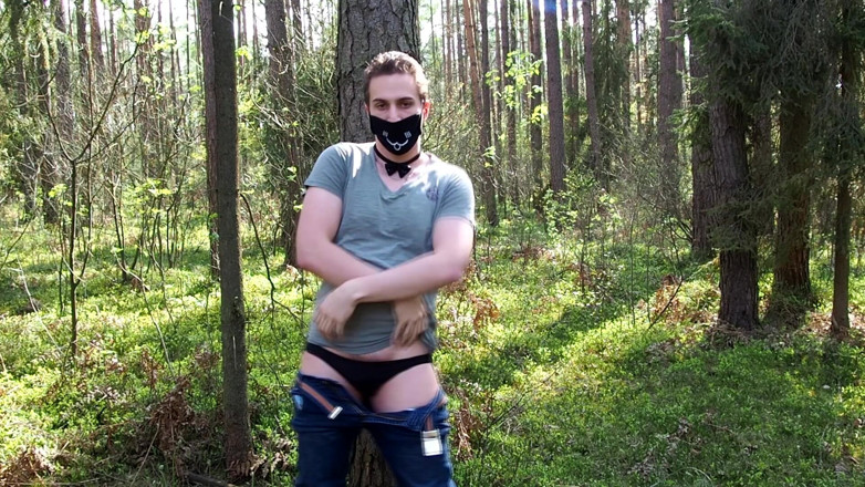 Nobody11Trap: Solo na floresta