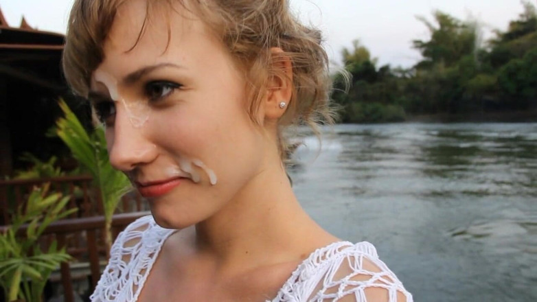 Angel The Dreamgirl: Anale seks op het terras van het hotel