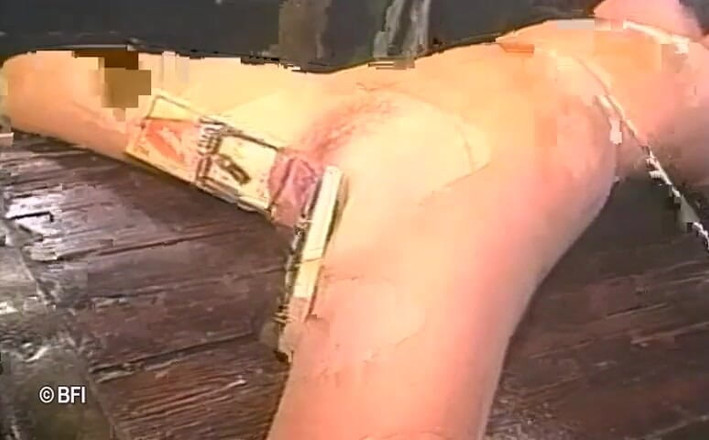 Art of Bondage: Енні і Кейліс борються в бондажі