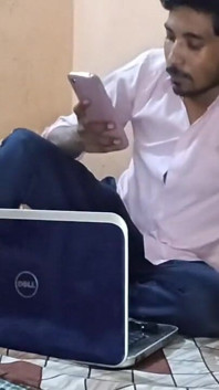 Majitelka pokoje si přišla vyzvednout nájem a když nedostala nájem, začala mít sex
